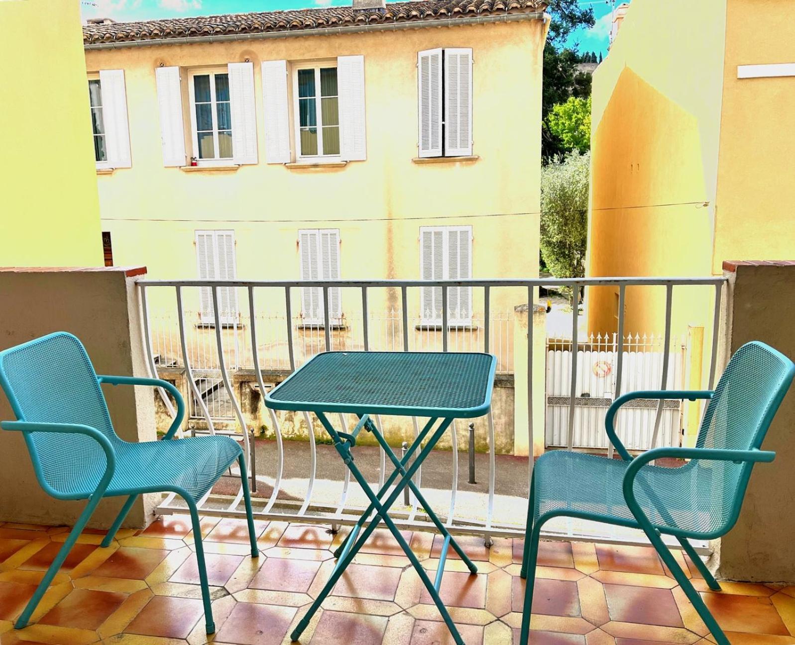 Le 13 Apartment